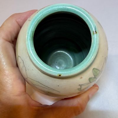 Davila Brodsky Signed Pottery Vase (G-BC)