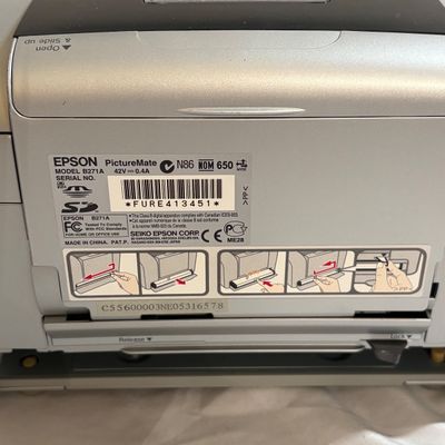 EPSON PictureMate Personal PhotoLab & Photo Paper (D-SF)