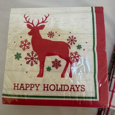Crate and Barrel, World Market, Pier 1 and more Fun Christmas (K-BC)