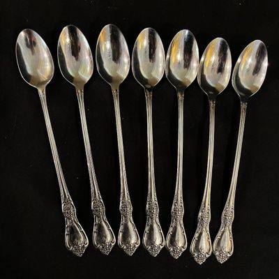 Oneida Bourbon & Kennet Square Stainless Flatware (K-KA)