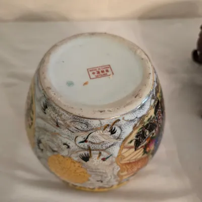 Pair of Cache Pot Bowls w/Stands (E-JS)