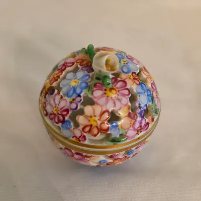 Four Hand-Painted Porcelain Trinket Boxes by Herend & More (LR-JS)