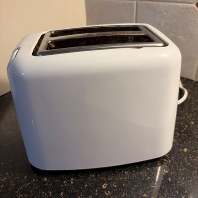 Bella Single Serve Coffee Maker, Cuisinart Toaster & More Small Appliances (K-BC)