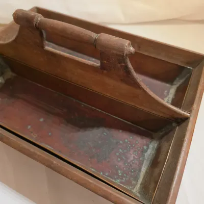 Vintage Decor Items (G-JS)