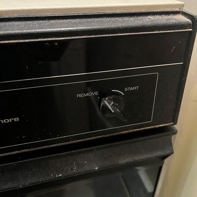 Lady Kenmore Trash Compactor (U-KA)