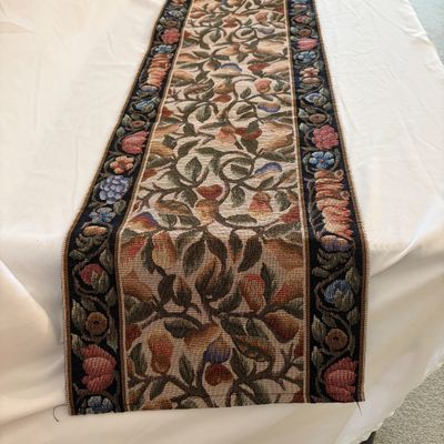 Ralph Lauren, Battenberg Lace and More Linens (K-BC)