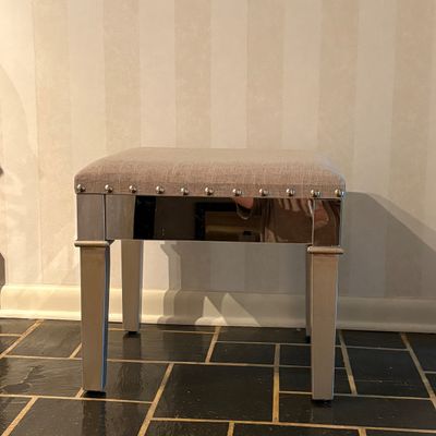 Mirrored Vanity Stool (MBB-SF)