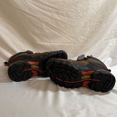 Keens Men's Pittsburgh Soft Toe Hiking Boots Size 11D, NIB (DR-SF)