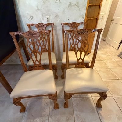 Four Chippendale Style Chairs with Claw Feet (K-BC)