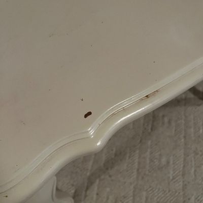 Pair of White End Tables (BL-KA)