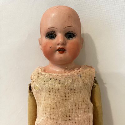 Antique Armaund Marseilles 370 Dolls (K-KA)