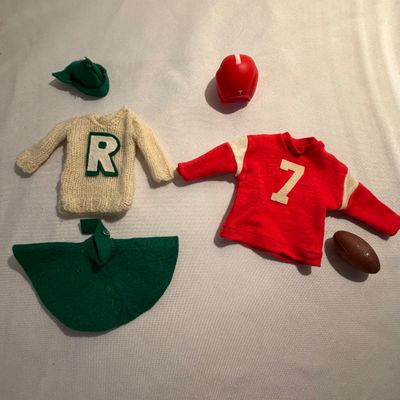 Vintage Barbies and More (G-BC)