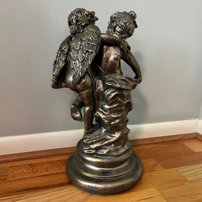 Jaru Chalkware Reproduction "The Confidence" Statue (BR1-KA)