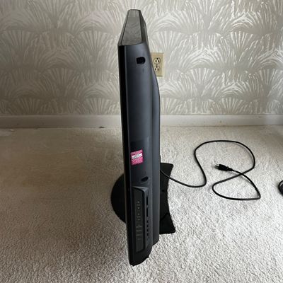 LG 32" HDMI TV (MBB-KA)