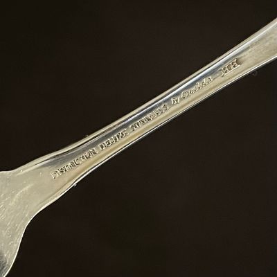 Oneida Bourbon & Kennet Square Stainless Flatware (K-KA)
