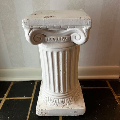 Plaster Column Pedestals (E-KA)