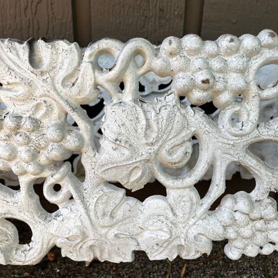 Cast Iron Grapevine Planter Box (BP-KA)