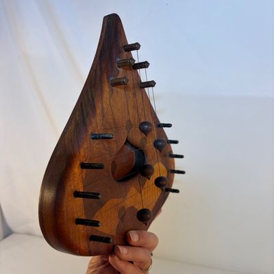 Wooden Door Harp Chime and Clock (G-BC)