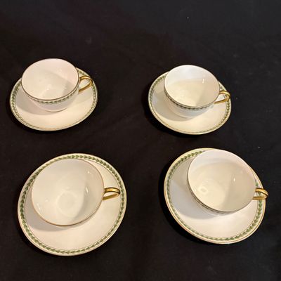 Tressemanes & Vogt Limoges Green Leaf China Pieces (D-SF)