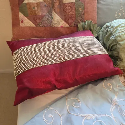 Assortment of Eight Decorative Pillows (BR2-JS)