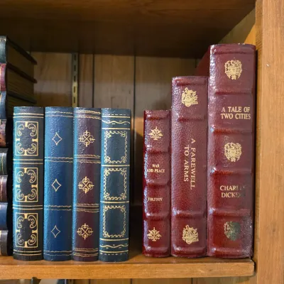 Assortment of Faux Books & Storage Boxes (D-JS)