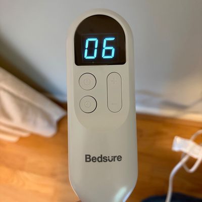 Bedsure Heated Throw, Contour Knee Pillow and More (BR1-BC)