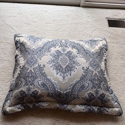 J. Queen New York Damask Pattern Full Size Bedding (MBB-SF)
