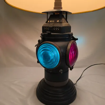 Adlake Style Railroad Table Lamp (LR-JS)