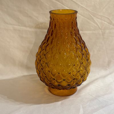 Pineapple-Shaped Amber Glass Lantern (DR-SF)