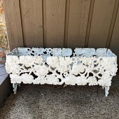 Cast Iron Grapevine Planter Box (BP-KA)