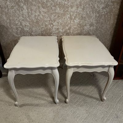 Pair of White End Tables (BL-KA)