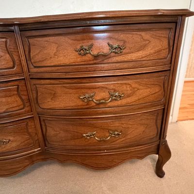 French Provincial Style Dresser (BR2-BC)