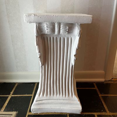 Plaster Column Pedestals (E-KA)