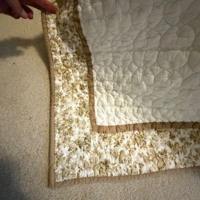 Matelassé and Quilted Bedding (BR2-BC)