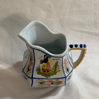 Henriot Quimper Traditional French Pottery (D-SF)