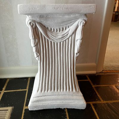 Plaster Column Pedestals (E-KA)
