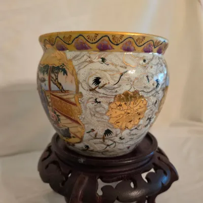 Pair of Cache Pot Bowls w/Stands (E-JS)