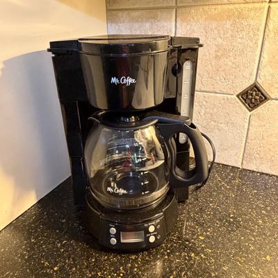 Bella Single Serve Coffee Maker, Cuisinart Toaster & More Small Appliances (K-BC)