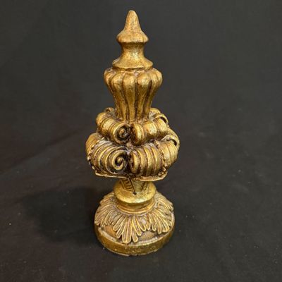 Gold-Toned Home Decor Lot (D-SS)