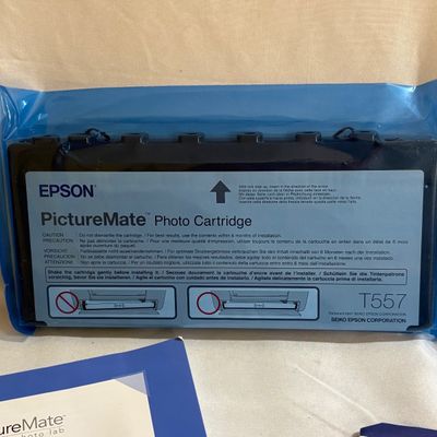 EPSON PictureMate Personal PhotoLab & Photo Paper (D-SF)