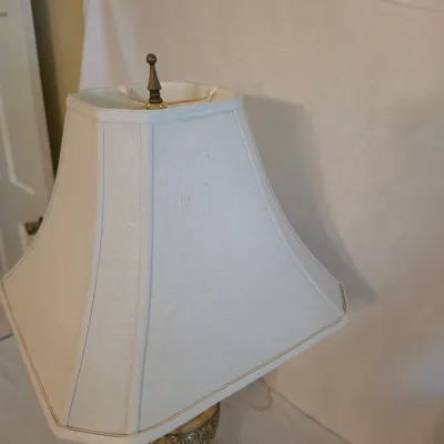 Ornate Brass Table Lamp (LR-JS)
