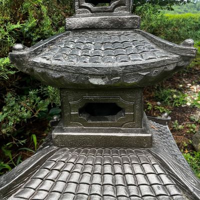 Black Concrete Pagoda Garden Statue (BP-KA)