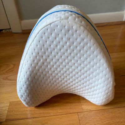 Bedsure Heated Throw, Contour Knee Pillow and More (BR1-BC)