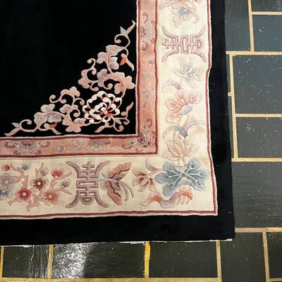 5' x 8' Black East Asian Area Rug (E-KA)