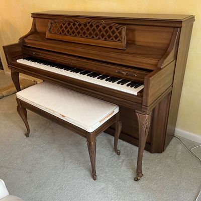 Kimball Upright Piano (LR-BC)