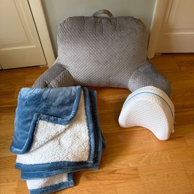 Bedsure Heated Throw, Contour Knee Pillow and More (BR1-BC)