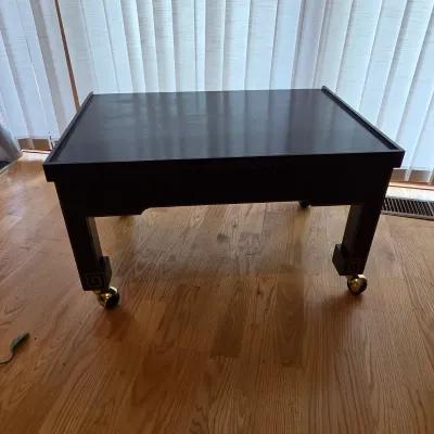 Decorated Black Rolling Table (D-JS)