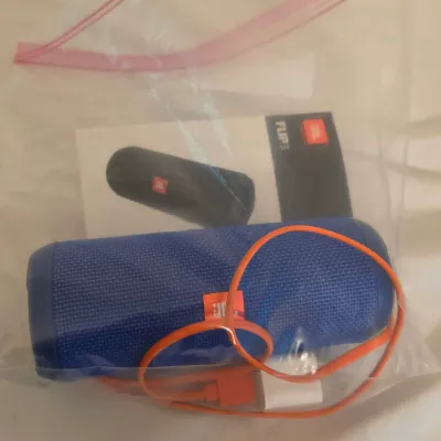 JBL Flip 3 Bluetooth Speaker (LR-JS)