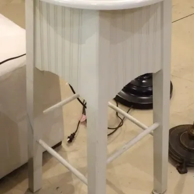 Stand