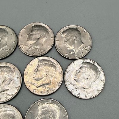 LOT 44: Lot of Kennedy Half Dollars (23) - 1970s-80s